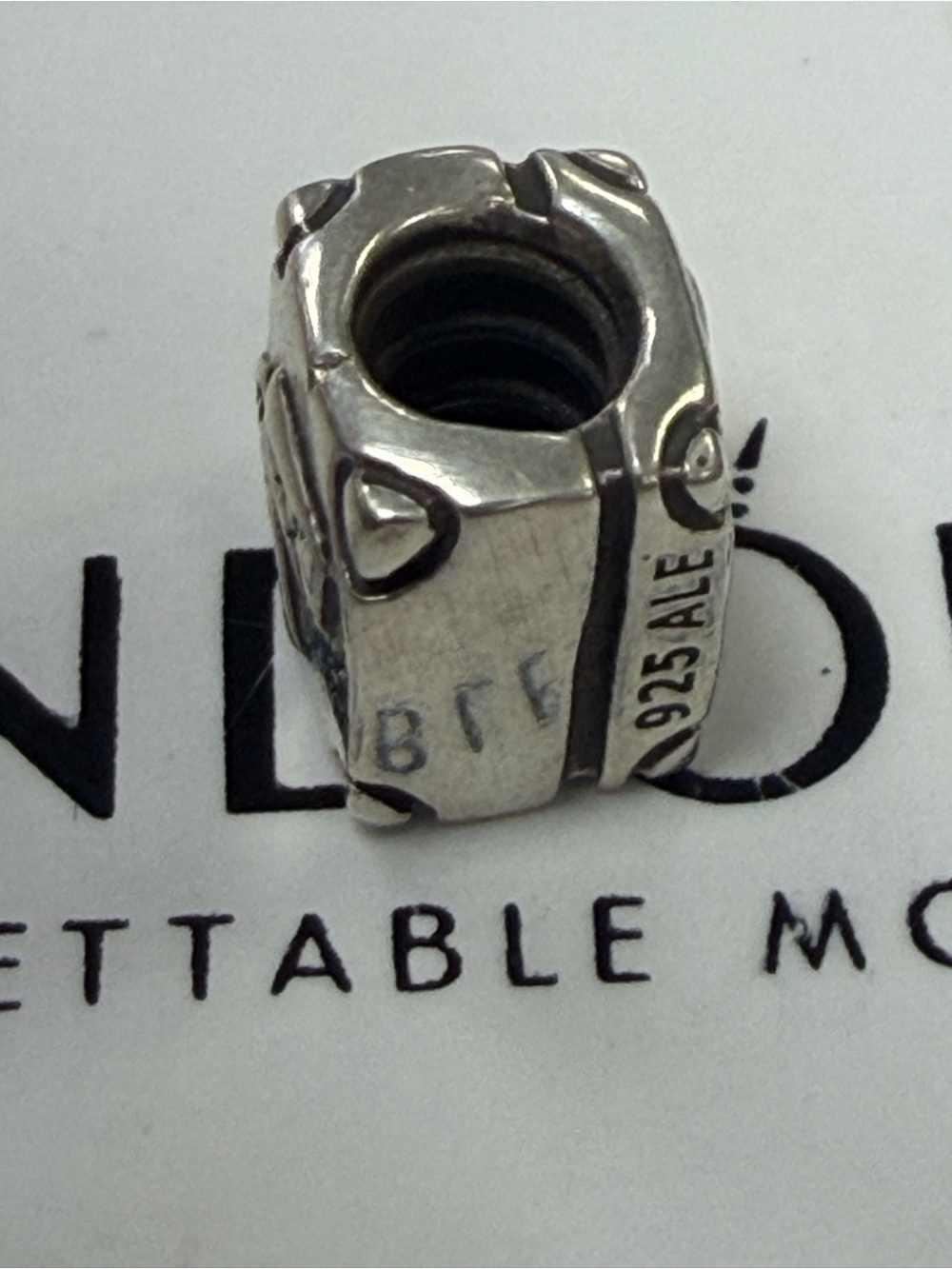 Authentic Pandora suitcase charm Silver - Picture 3 of 3